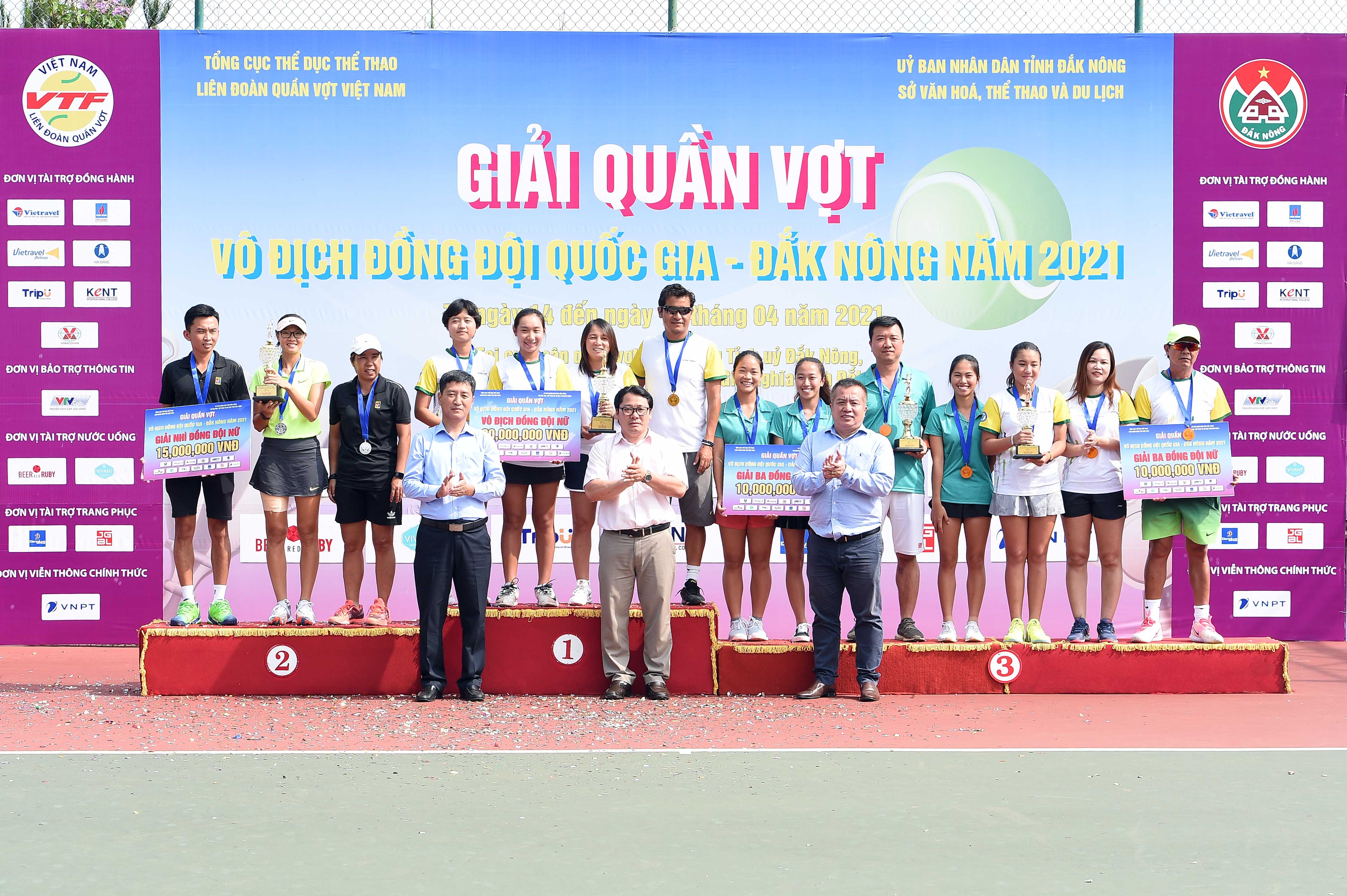Giải quần vợt vô địch đồng đội Quốc gia 2021 kết thúc thành công tốt đẹp - ảnh 6 Hình ảnh: Giải quần vợt vô địch đồng đội Quốc gia 2021 kết thúc thành công tốt đẹp số 6