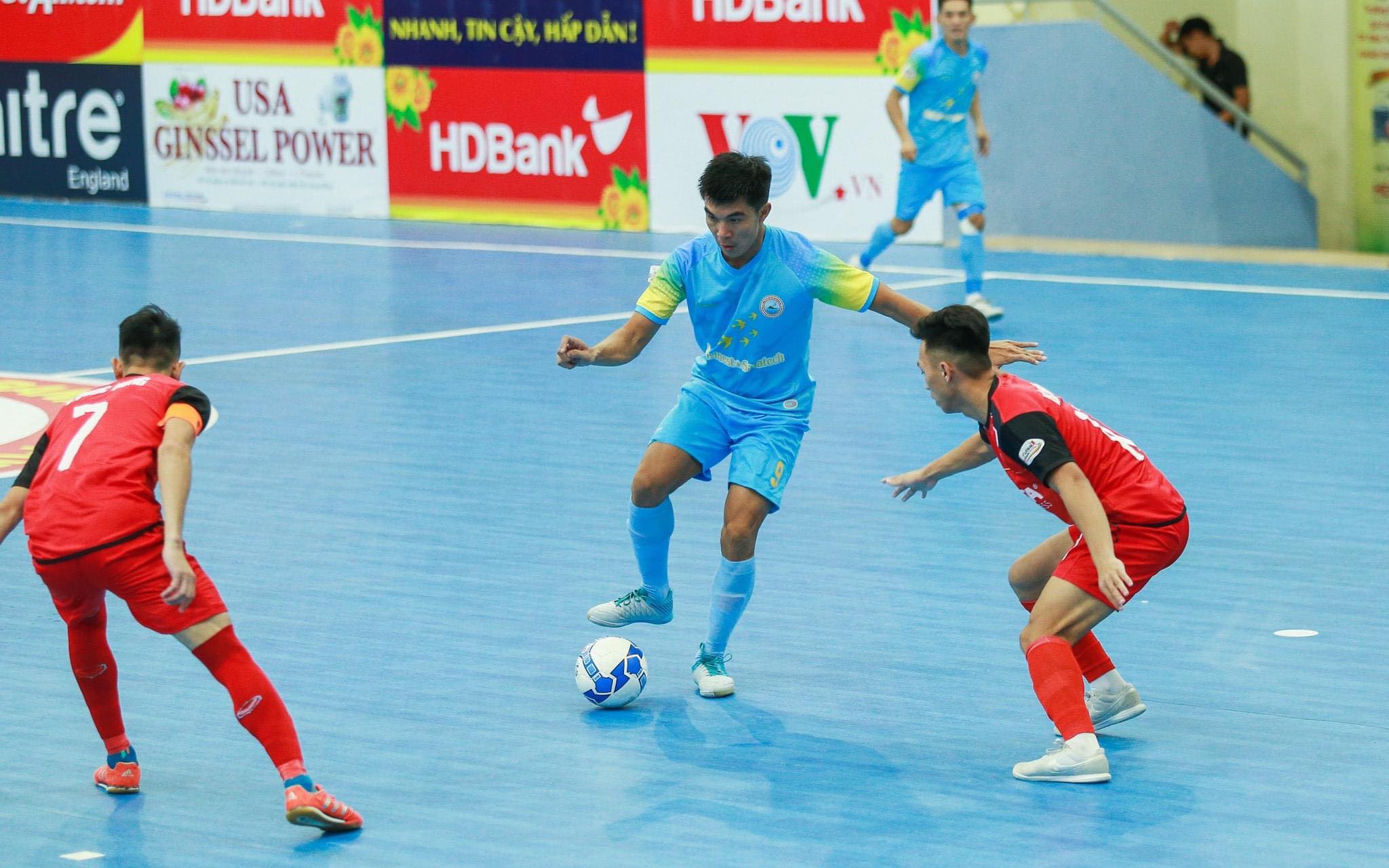 Cựu cầu thủ Futsal Nguyễn Phúc: Ươm mầm tài năng trẻ - ảnh 1 Hình ảnh: Cựu cầu thủ Futsal Nguyễn Phúc: Ươm mầm tài năng trẻ số 1
